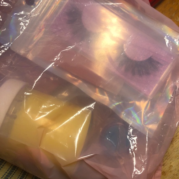 Body butter, lip scrub, and eyelashes - Picture 5 of 6